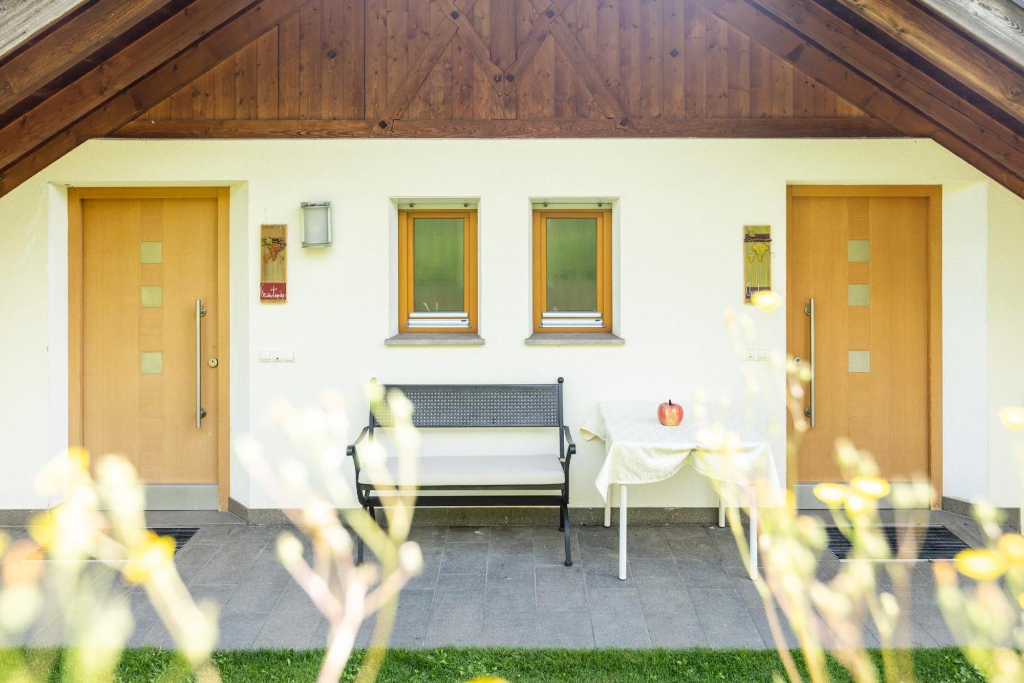 Weinhof Kager Apartment Missiano Bagian luar foto